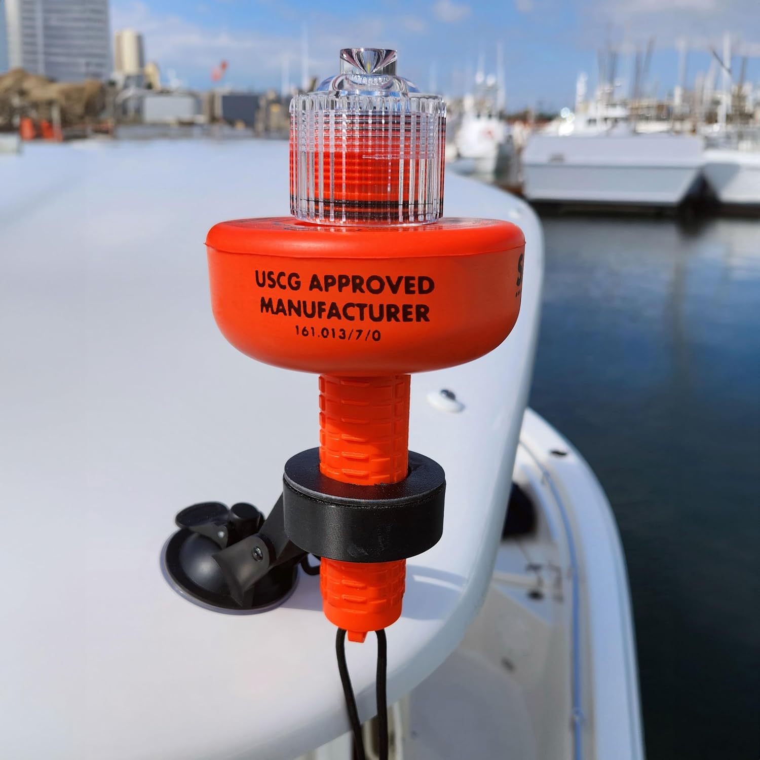 Sirius Signal C-1003 SOS LED Distress Signal - Electronic Flare Replacement, USCG Approved, Includes Daytime Flag & Whistle - Image 6